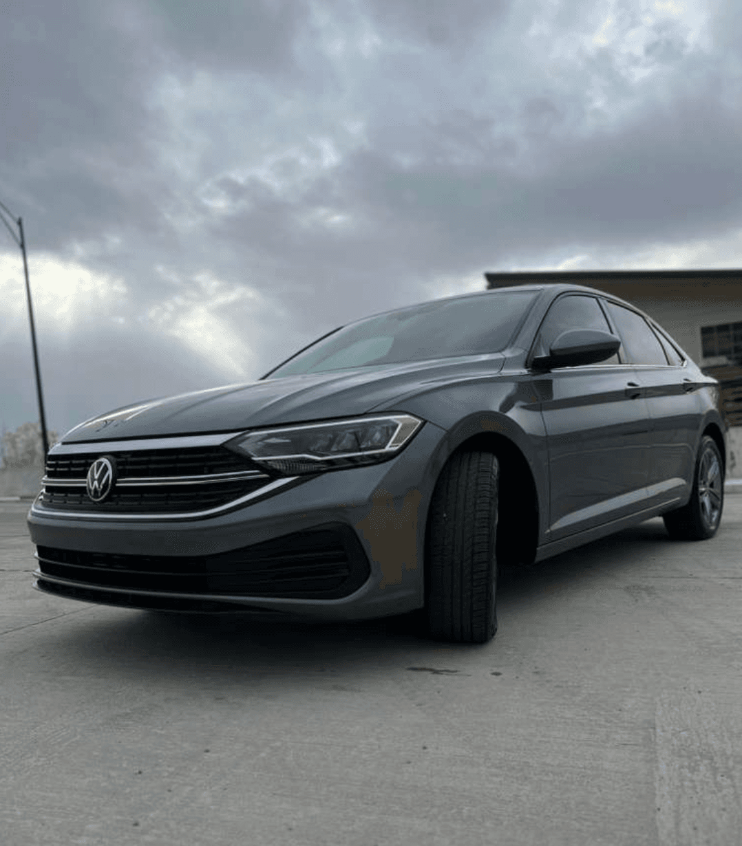 VOLKSWAGEN Jetta 2023